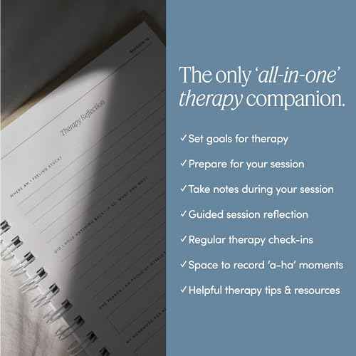 The Therapy Companion: A Safe Space to Process Your Therapy Sessions (Blush)