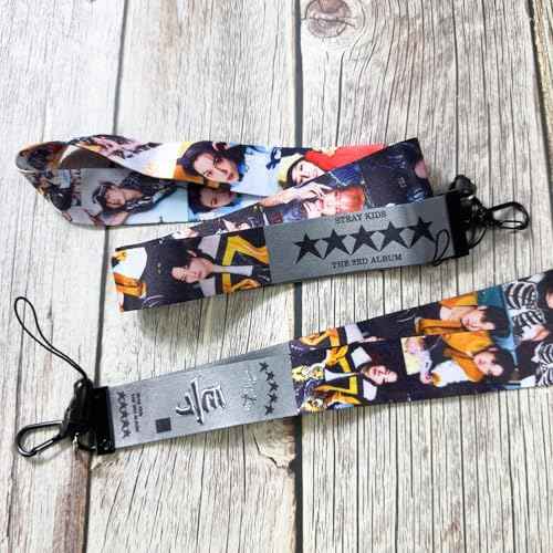 5 Star Album Merch Gift Box Set including 110 PCS Photocards, 16pcs Transparent Cards, 180pcs Laptop Stickers, Keychain, Lanyards and Tape Rolls, Gift for SKZ Fans