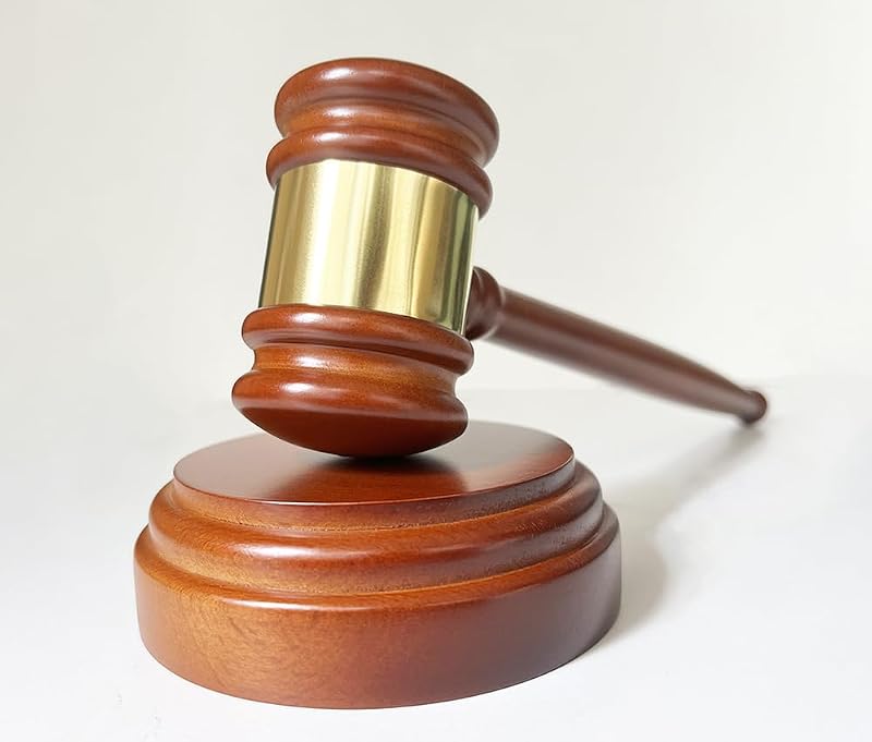 Handmade Wooden Gavel and Block Set for Judges, Lawyers, and Board Chairs - Professional Desk Accessory
