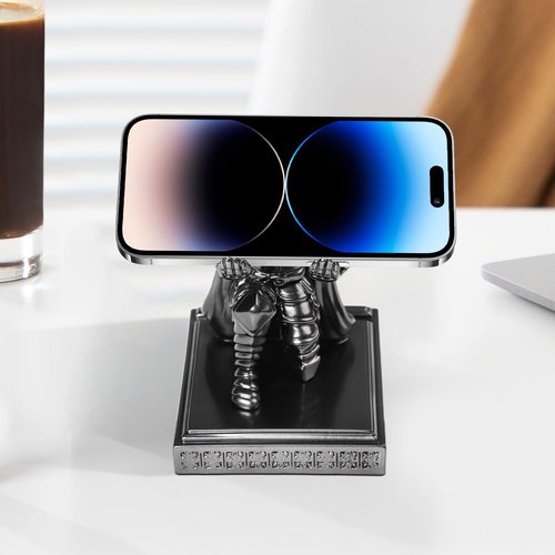 FACULX Windbreaker Soldier Knight Pen Holder Stand, Resin Mobile Phone Stand Desk Organizers, Medieval Style Office Desk Accessories Gift for Boyfriend Husband Dad Son, Silver (Not Include Pen)