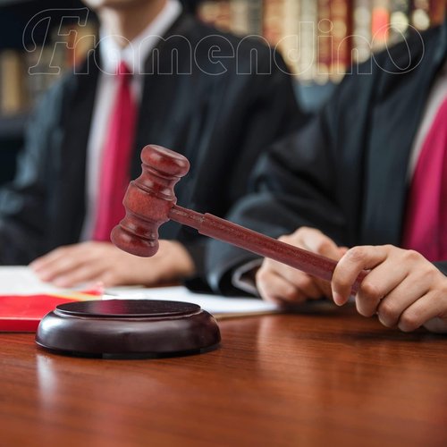 Framendino, Mini Wooden Gavel Prop Judge Hammers Courtroom Lawyer Gavels Justice Costume Accessories for Auction Sale (4)