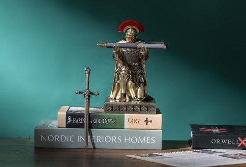 HDMbigmi Centurion Cloak Warrior Knight Pen Holder Mobile Phone Stand Desk Organizers and Accessories as Gift for Office and Home (Bronze)