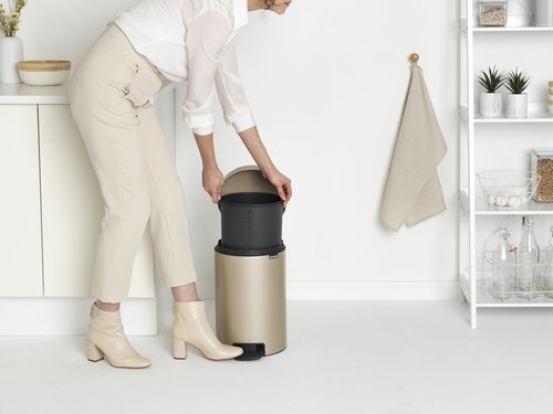 Brabantia NewIcon Step-On Soft Closing Kitchen Garbage/Recycling Can with Removable Bucket, 3.2 Gal, Metallic Gold