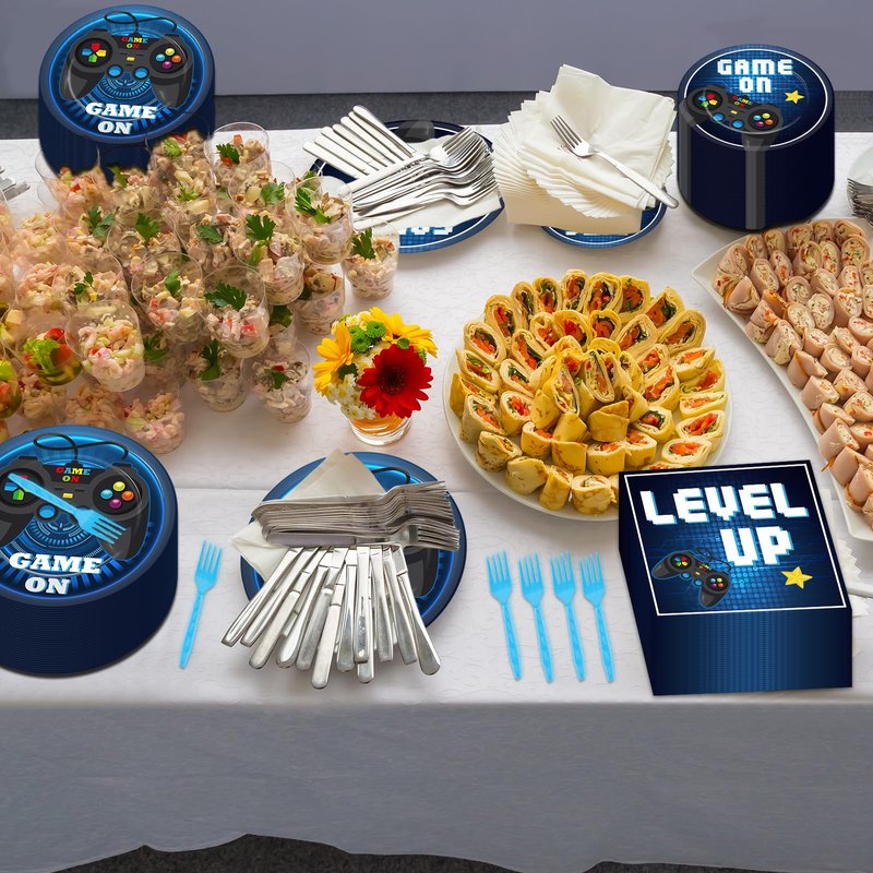 gisgfim 200 Pcs Video Game Party Favors Supplies Paper Plates and Napkins Gaming Birthday Party Decorations for Gaming Serves 50