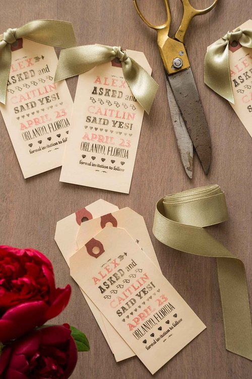 Avery Shipping Tags with Wire, 11.5 pt. Stock, 3-1/4" x 1-5/8", 1,000 Manila Hang Tags (12602)