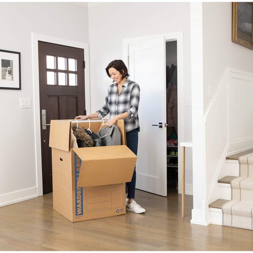 Bankers Box SmoothMove Wardrobe Moving Boxes, 3 Pack (7711001) SmoothMove Classic Moving Boxes, Tape-Free Assembly, Easy Carry Handles, Small, 15 x 12 x 10 Inches, Brown