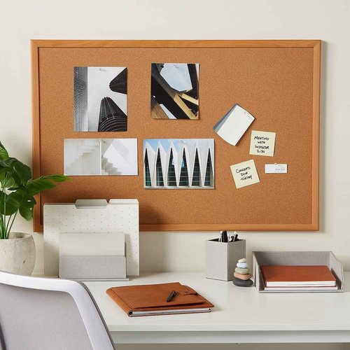 Staples Cork Bulletin Board, 3 x 2 Feet, Oak Frame, Vertical or Horizontal Mount, Self-Healing Surface