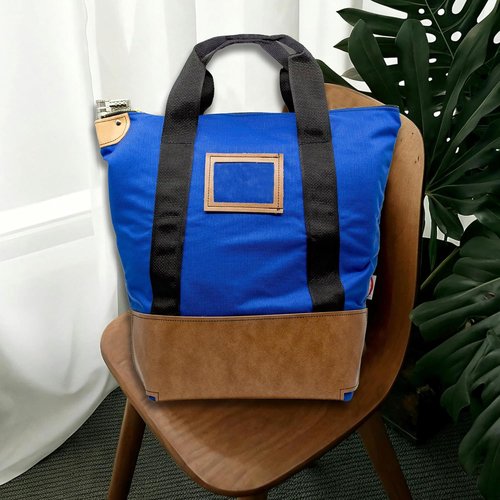 Locking Heavy Duty Security Courier Bag - 18 x 18 x 8 Inch | Durable and Reliable Protection