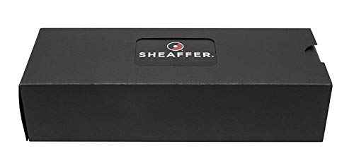 Sheaffer 100 - Refillable fountain pen, fine nib, glossy black lacquer finish, gold tone trim
