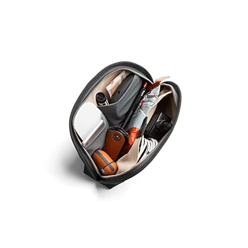 Bellroy Classic Pouch, Everyday kit, Leather and Woven Fabric (pens, Cables, Cosmetics, Personal Items)