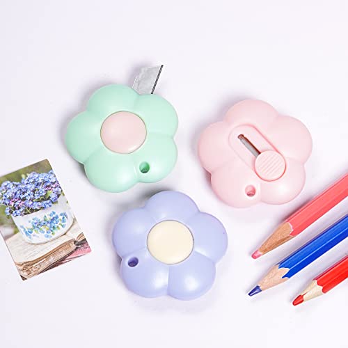 Mini Flower-Shaped Retractable Utility Knife Set with Keychain Hole - 3 Pack