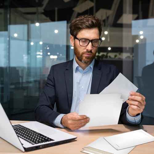 200 Pcs 6.5 x 4.5 Inch Rigid Photo Mailers with Self-Adhesive, White Cardboard Card Shipping Envelopes Bulk for Document