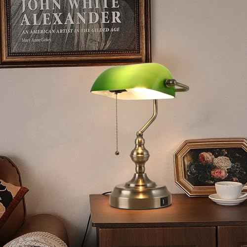 Green Glass Banker's Desk Lamp, Antique Banker Desk Lamps, Traditional Library Lamp with USB Charging Port, Vintage Desk Lamp Green Shade for Office Study Room, Pull Chain Switch