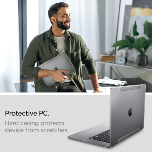 Spigen for MacBook Air 15 inch Case M4 (2025), MacBook Air 15 inch M3/M2 (2024-2022), Thin Fit Transparent Protective Hard Shell Case Cover, A3241 A3114 A2941, Crystal Clear