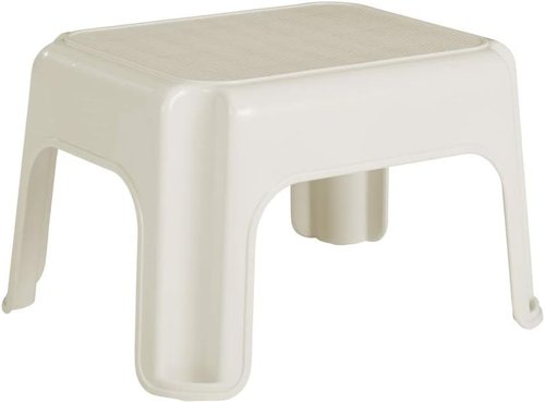 Rubbermaid Roughneck Step Stool - Lightweight, Skid-Resistant Design | Holds Up to 300 Pounds