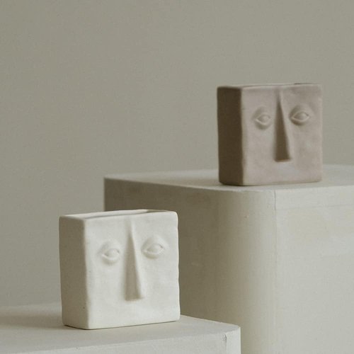 WENSHUO Abstract Square Face Pen Holder, Modern and Minimalistic Desk Accessories (Crème)