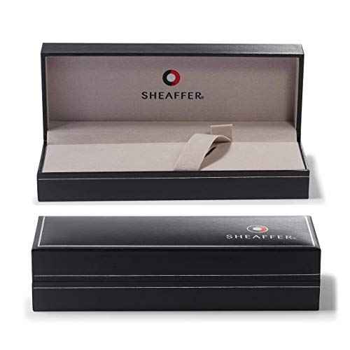 Sheaffer 100 White Lacquer Fountain Pen with Chrome Trim and Medium Nib