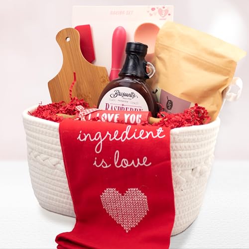 MagicWater Supply Crinkle Cut Paper for Gift Basket - 10LB Red