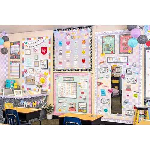 Teacher Created Resources Green Checkers Better Than Paper¢ç Bulletin Board Roll (TCR77601)