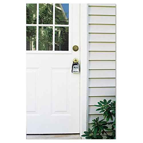 Master Lock Key Lock Box, Outdoor Lock Box for House Keys, Portable Combination Lockbox Resettable Code, 5400EC, Black