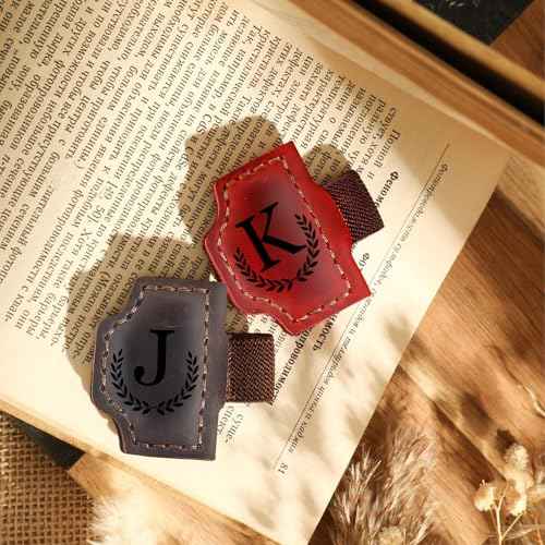 Custom Bygone Mark Bookmark with Pen Holder Personalized Magnetic Leather Bookmarks with Initial Magnetic Leather Pen Holder Bookmark for Reading Women and Men Gifts for Booklovers (Red, A)
