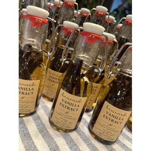 48 Pack Kraft Homemade Vanilla Extract Stickers 1.5¡¿2 inch Square Vanilla Instruction Labels Madagascar Vanilla Beans and Vodka Extract Stickers for Handcrafted Vanilla Bottles,Jar Kitchen Pantry