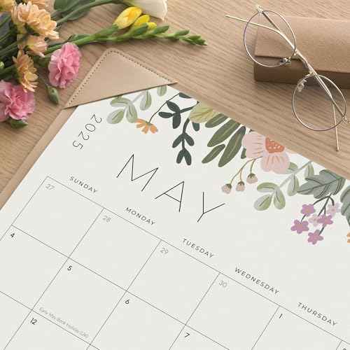 Desk Calendar 2026 with Desktop Mat, Cabbrix Large Desk Pad Calendar 22 x 17 Inch Runs From January 2026 to December 2026, Floral Design Calendar 2026 for Home School and Office (Apricot)