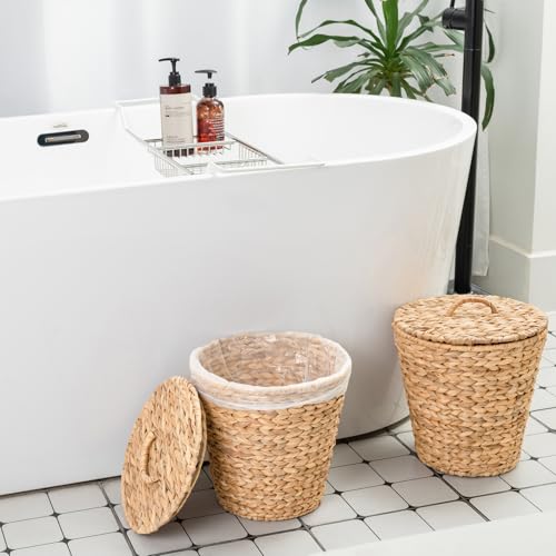 Small Trash Can with Lid, 4 Gallon Waste Basket with Lid, Round Wicker Waste Basket, Handwoven Lidded Trash Can for Bathroom, Bedroom, Kitchen, 2 Pack