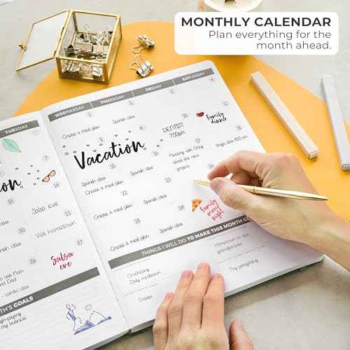 Clever Fox Planner PRO ? Weekly & Monthly Life Planner to Increase Productivity, Time Management and Hit Your Goals, 8.5x11¡È (Forest Green)
