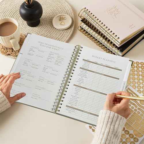 Wedding Planner Book and Organizer for Bride - Elegant Linen Cover Wedding Planning Binder with Checklists,Pockets & Calendars,Perfect Engagement Gifts for Couples(Apricot)