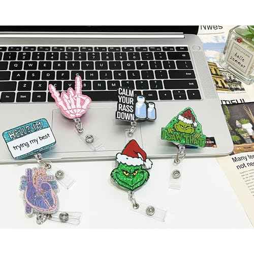 Christmas Cute Nurse Badge Reel Retractable Glitter Santa Name Tag Badge Holder for Nurse Doctor Teacher Student RN