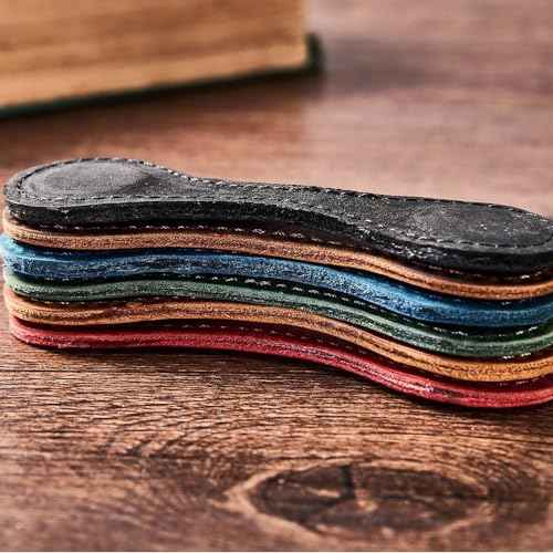 Personalized Magnetic Leather Bookmark, 26 Letters Custom Leather Bookmarks, Handmade, Leather Magnetic Bookmark for Book Lovers Readers Women Kid(Blue£¬M£©