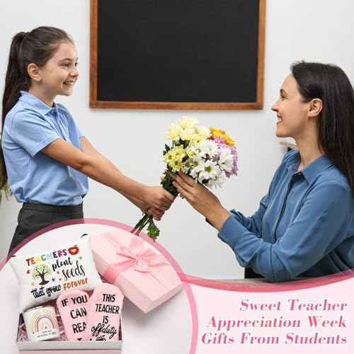 18 Pcs Teacher Appreciation Gifts Set for Women, Christmas Thank You Gifts Makeup Bags Enamel Mugs Socks Bulk 2025 Present for Teacher's Day Merry Xmas Thanksgiving