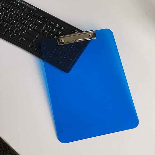 JAM PAPER Plastic Clipboards with Low Profile Metal Clip - Letter Size (9 x 12.5) - Blue - 12 Clip Boards/Pack