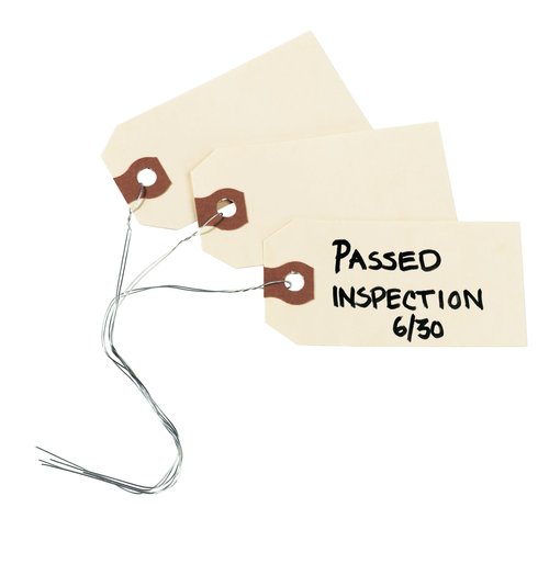 Avery Shipping Tags with Wire, 11.5 pt. Stock, 3-3/4" x 1-7/8", 1,000 Manila Hang Tags (12603)