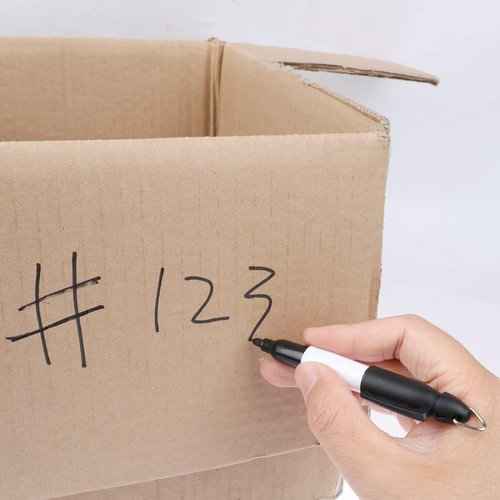 350 Pcs Mini Permanent Markers with Cap Clips Golf Ball Marker Pen Dry Erase Markers with Triangle Hook Golf Keychain Clips for Badge Black Ink Pens for Office School Outdoor Activities,Fine Point