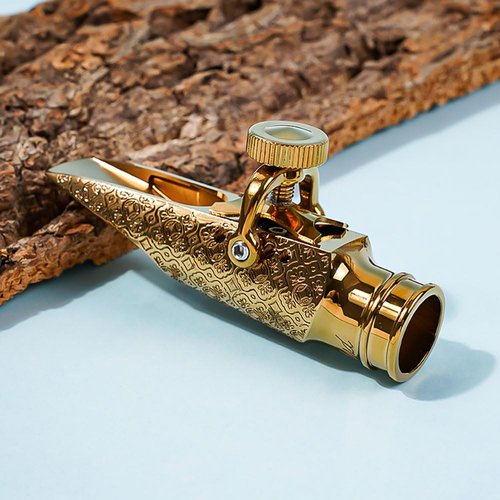 LibertyTone alto saxophone mouthpiece is meticulously crafted from high-precision brass and comes in three professional sizes: 6, 7, and 8, catering to diverse playing requirements. (Alto NO.7)