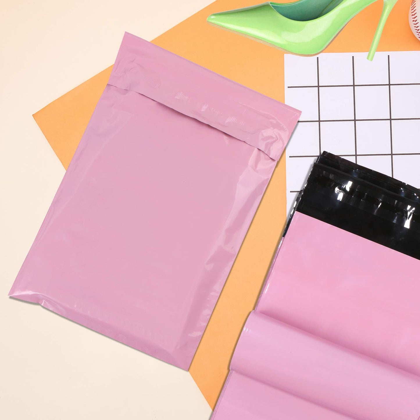 Teqooza 10 x 13.6 inch Pink Poly Mailer Envelopes Shipping Bags with Self Adhesive Strip, Waterproof and Tear-Proof Postal Bags, Pack of 30