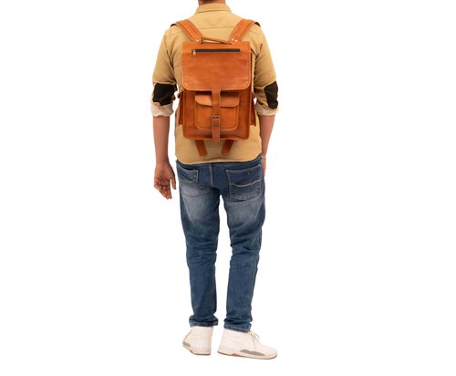 Shy Shy Let's Touch The Sky 16" Vintage leather Backpack Laptop Messenger Bag Lightweight College Rucksack Sling for Men Women
