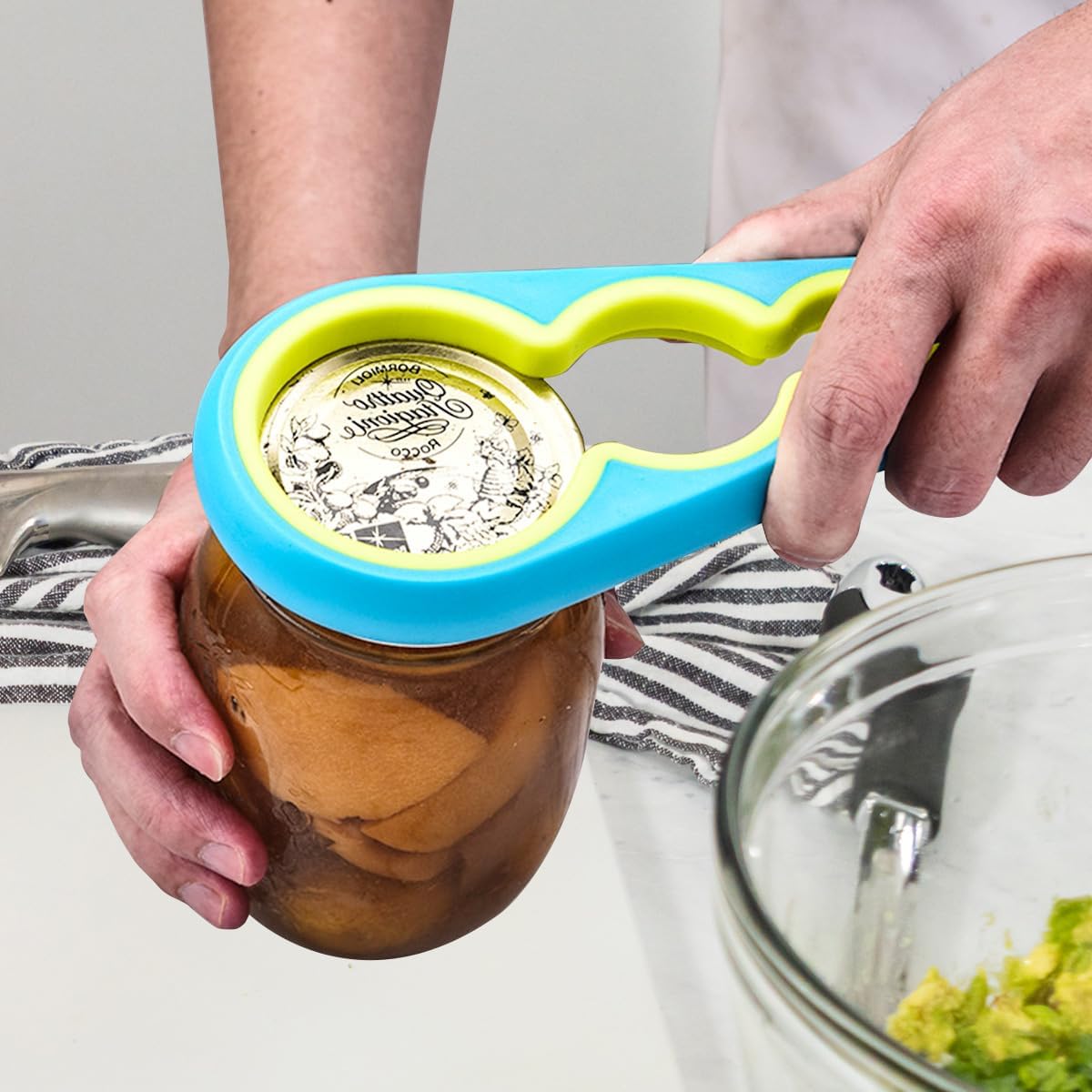 Anti Slip Bottle Opener, Can Lid Remover, Rubber Kitchen Fixture, Small Kitchen Tool For Removing Stubborn Lids And Bottles For Small Hands Or Elderly People