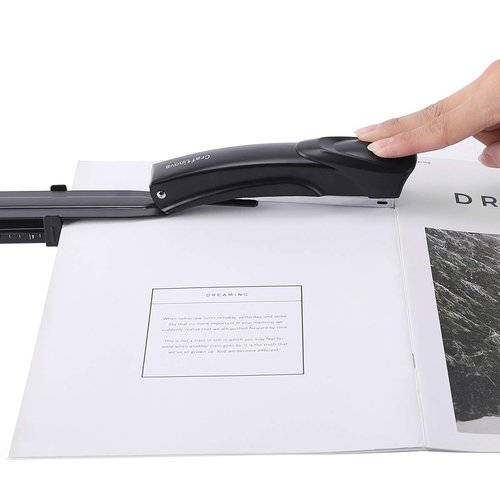 Craftinova Long Reach Stapler,with 2000 Staples & Stapler Remover Full Strip，20-25 Sheet Capacity,with Built-in Ruler and Adjustable Locking Paper Guide, Black