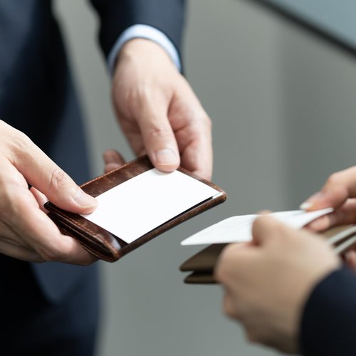 PATIKIL Business Card Holder for Desk, 4pcs Single Slot Wood Business Card Holders Wooden Card Stand Organizer Cards Display for Office Exhibition, Dark Brown