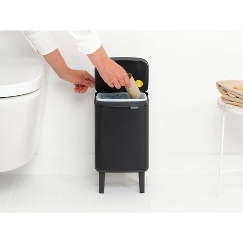 Brabantia - Bo Small Waste Trash Can Hi 1.1 Gal with Soft-Close Lid, Removable Inner Bucket, and Transport Grip – Ideal for Bathroom, Bedroom, and Home Office – Matte Black - LWH: 7.9 x 6.8 x 14.2