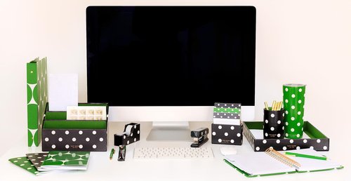 kate spade new york Pen and Pencil Holder for Desk, Decorative Pencil Cup, Leatherette Desk Supplies Organizer, Picture Dot