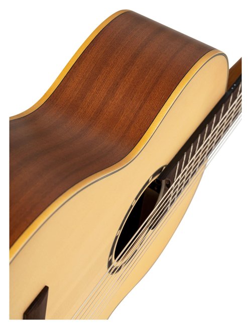 Ortega Guitars Family Series Pro 7-String Solid Top Nylon Classical Guitar w/Bag, Right, Full (R133-7)