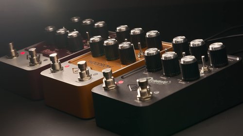 Universal Audio UAFX Woodrow '55 Instrument Amplifier