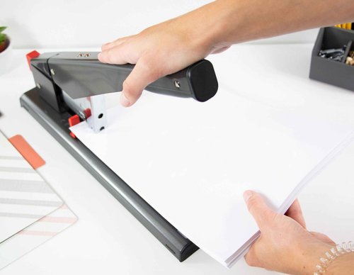 Bostitch Office Heavy Duty Stapler, 215 Sheet Capacity, Jam-Free, Easy Reload, Black (00540)