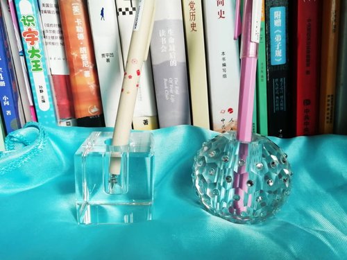 SANDECO Glass Pen Holder Honeycomb Desk Accessory Fountain Pen Office Supplies Party & Gift Idea Home Decor (SQUARE)