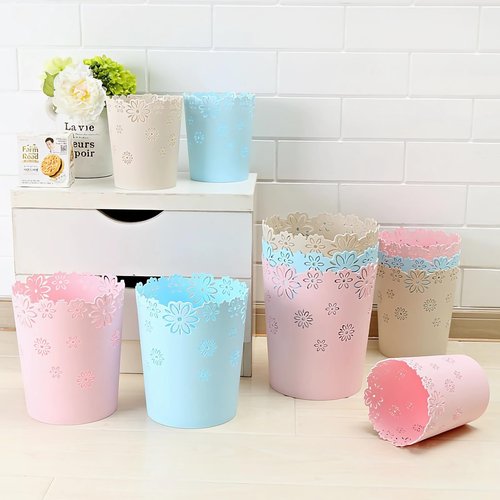 YEMIANJU Simple Cute Wastebasket Hollow Flower Shape Plastic Lidless Wastepaper Baskets Trash Can Pink Bathroom Decor 3.6 Gallons Garbage can (Pink, XL)