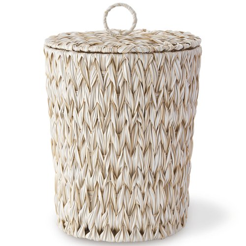 YOKOMI Plastic Wicker Trash Can with Lid - 4 Gallon Bathroom Garbage Can - Boho Hand Woven Water Hyacinth Wicker Waste Basket for Bedroom, Living Room, Home, Office (Beige)